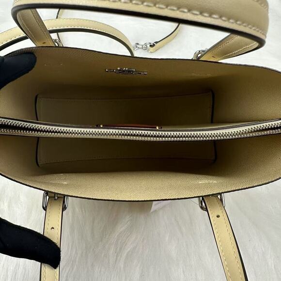 Coach Mollie Tote Bag 25 Signature Canvas CAL50 Signature Canvas/Silver/Hay NWT - Picture 9 of 12